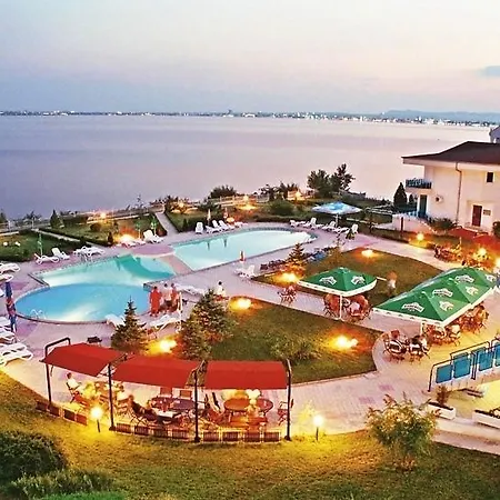 Daire In Riviera Complex Sveti Vlas