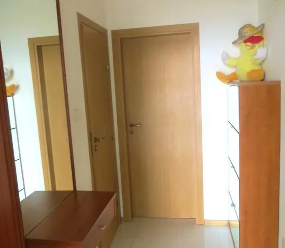 In Riviera Complex דירה *